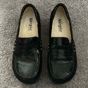 Alegria Snakeskin Black Leather Shoes 39
